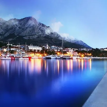 Zuzana,baska Voda 4* Baška Voda