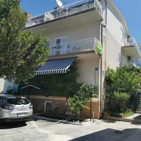 Zuzana,baska Voda 4* Baška Voda